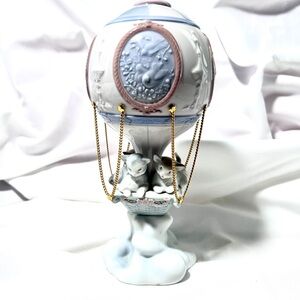 LLadro Through The Clouds